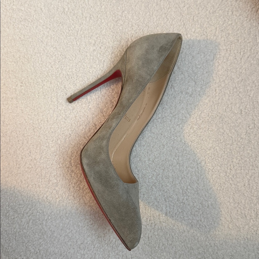 Christian Louboutin Olive Heels - Picture 4 of 4